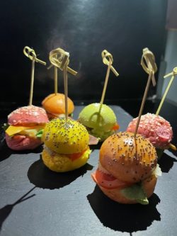 boulangerie cannes-pains antibes-viennoiseries le cannet-patisseries mougins-sandwichs draguignan-petit dejeuner grasse-bûche de Noël